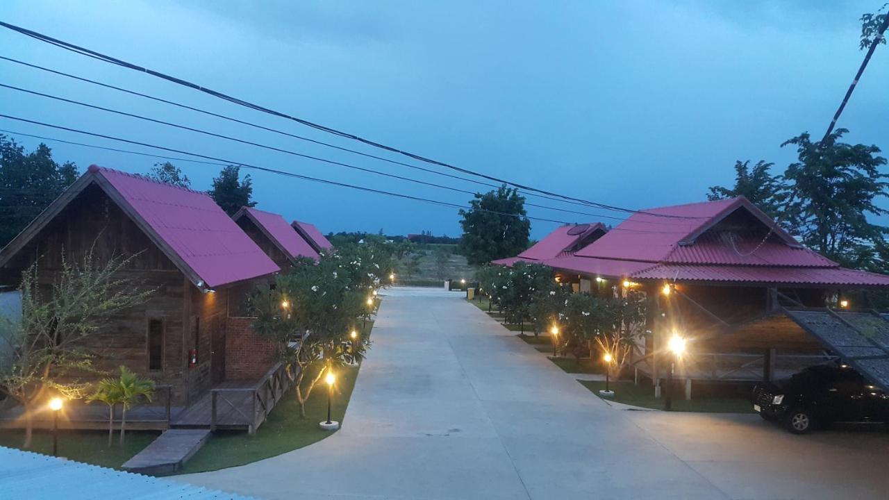 Ingaun Resort Kanchanaburi Ban Noi  Exterior foto